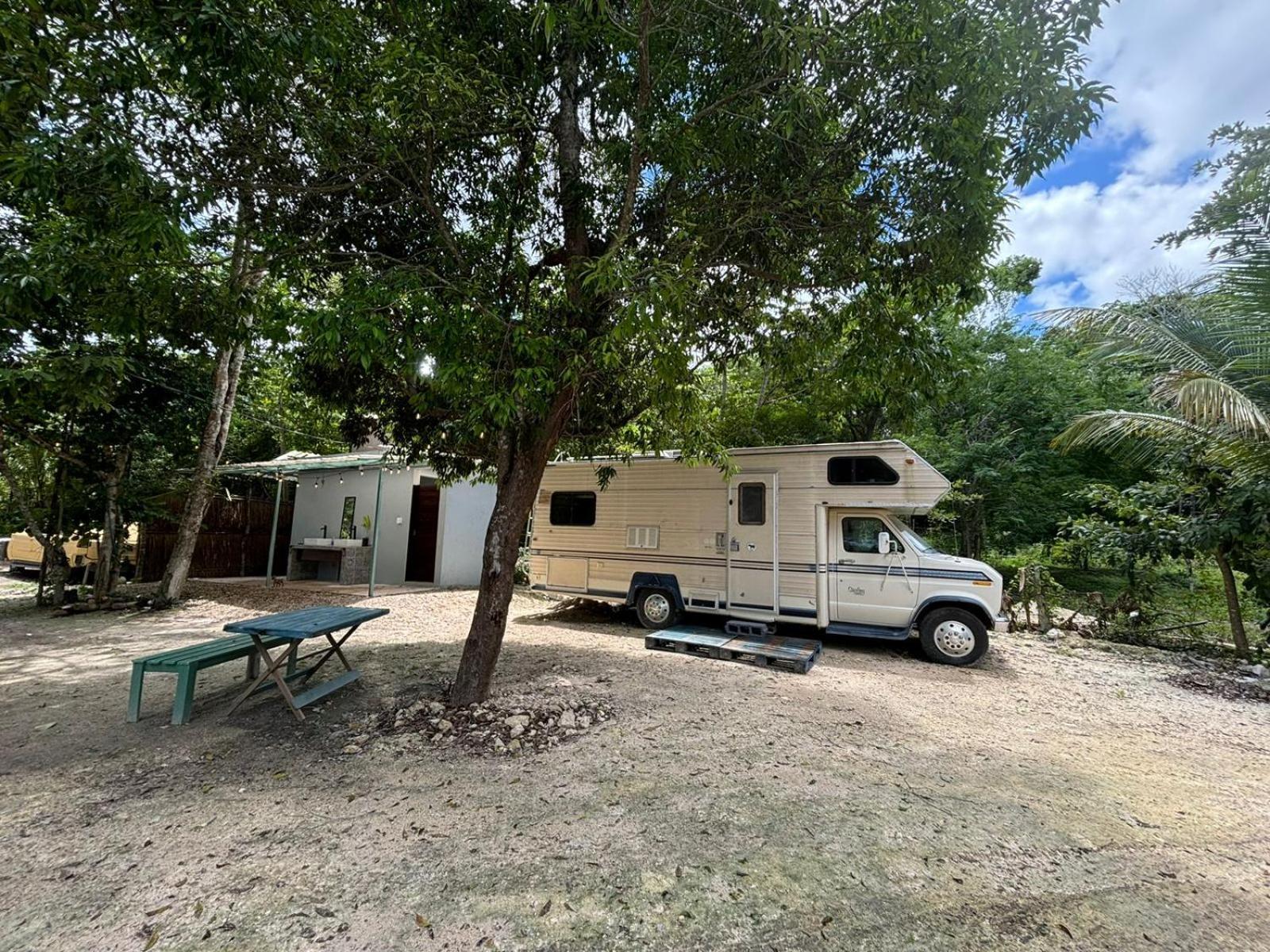 Momotoh Camper Hotel Xpujil Exterior foto