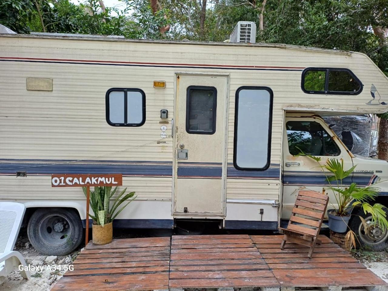 Momotoh Camper Hotel Xpujil Exterior foto